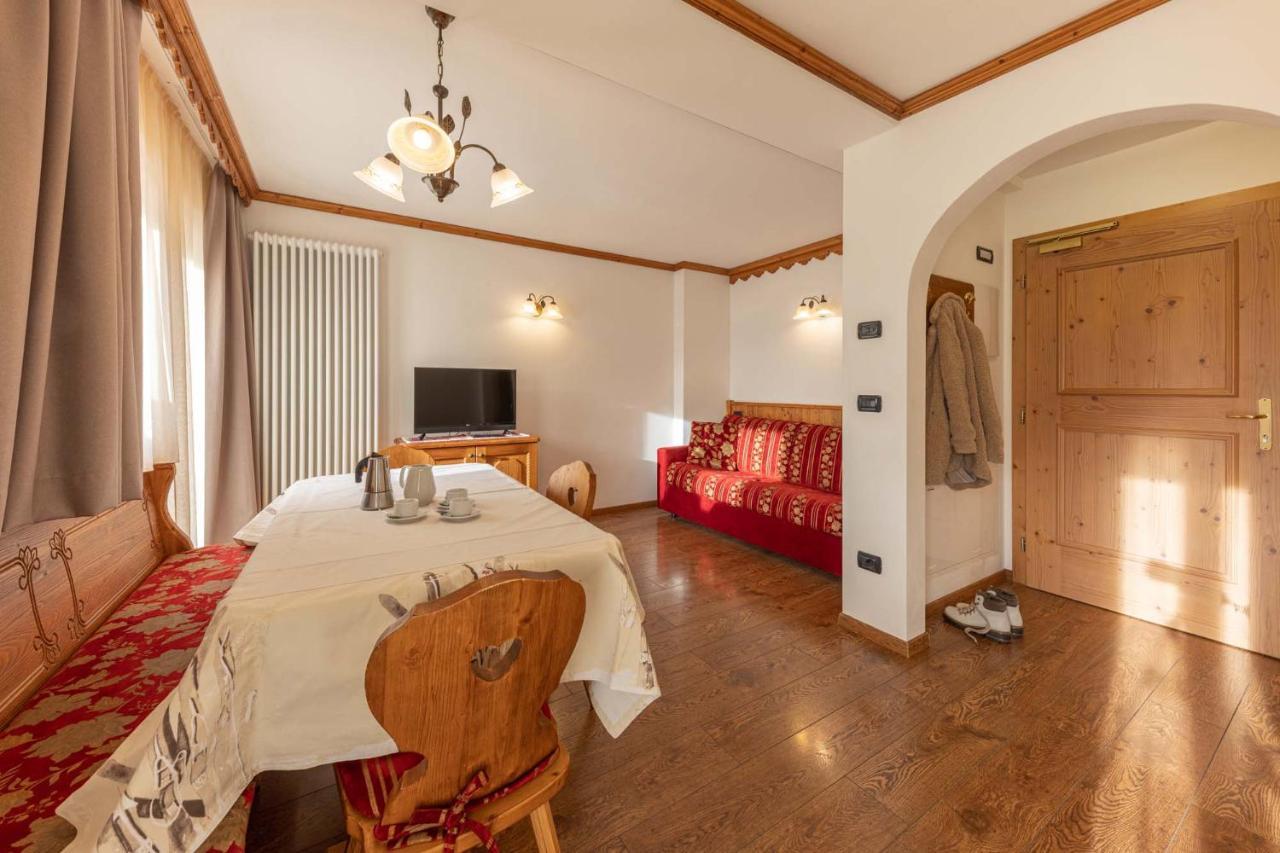 Residence Adler San Martino Di Castrozza Extérieur photo