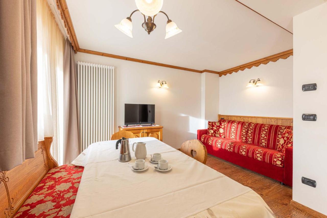 Residence Adler San Martino Di Castrozza Extérieur photo