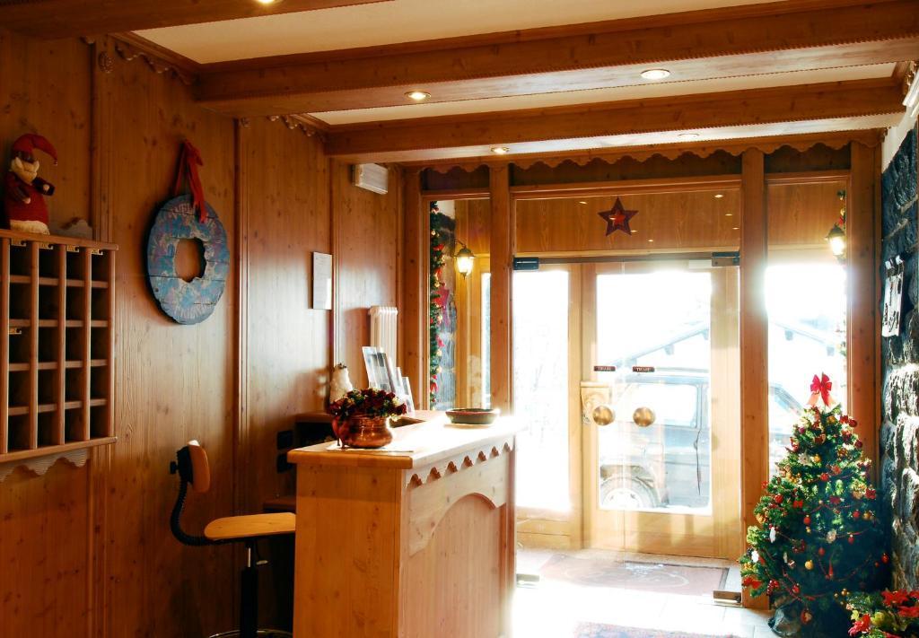 Residence Adler San Martino Di Castrozza Extérieur photo